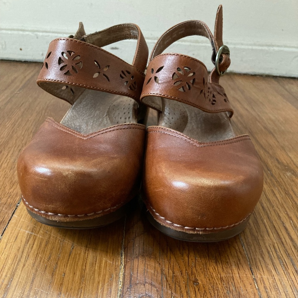 Dansko Trista Brown Leather Clogs, women’s 38 - Picture 3 of 6